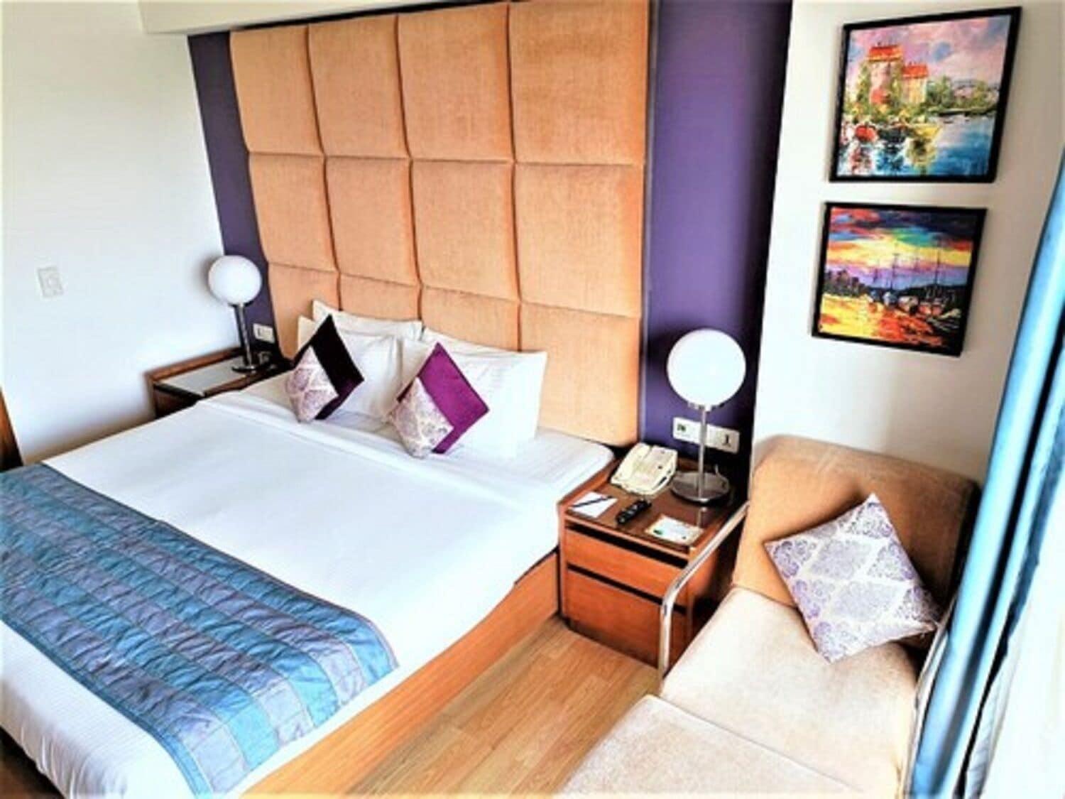 Yogi Executive, Navi Mumbai Hotel Eksteriør billede