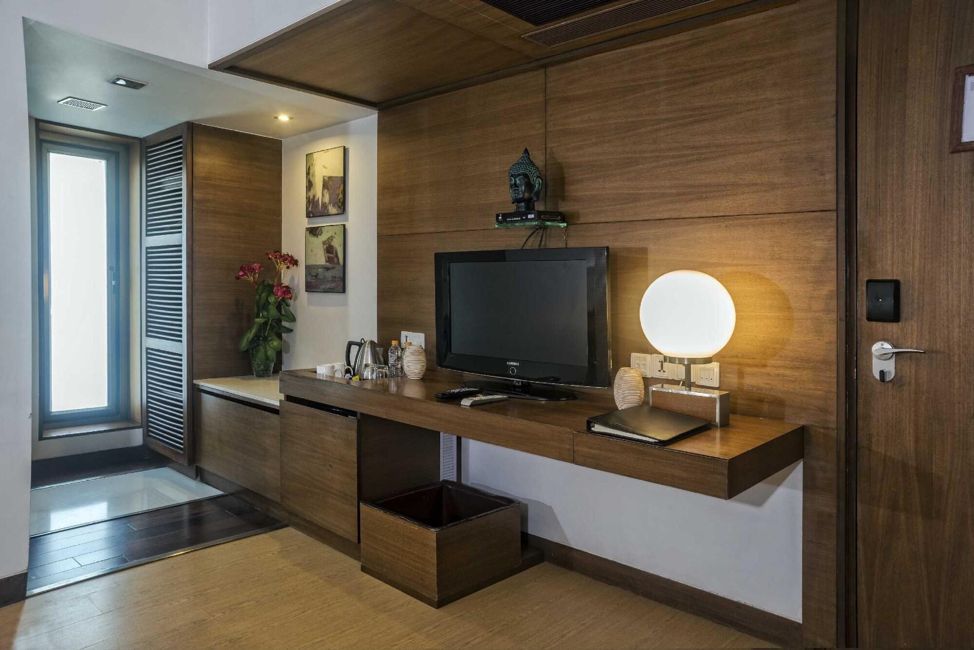 Yogi Executive, Navi Mumbai Hotel Eksteriør billede