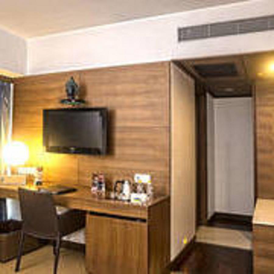 Yogi Executive, Navi Mumbai Hotel Eksteriør billede